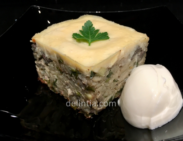Moussaka with lamb offal and rice